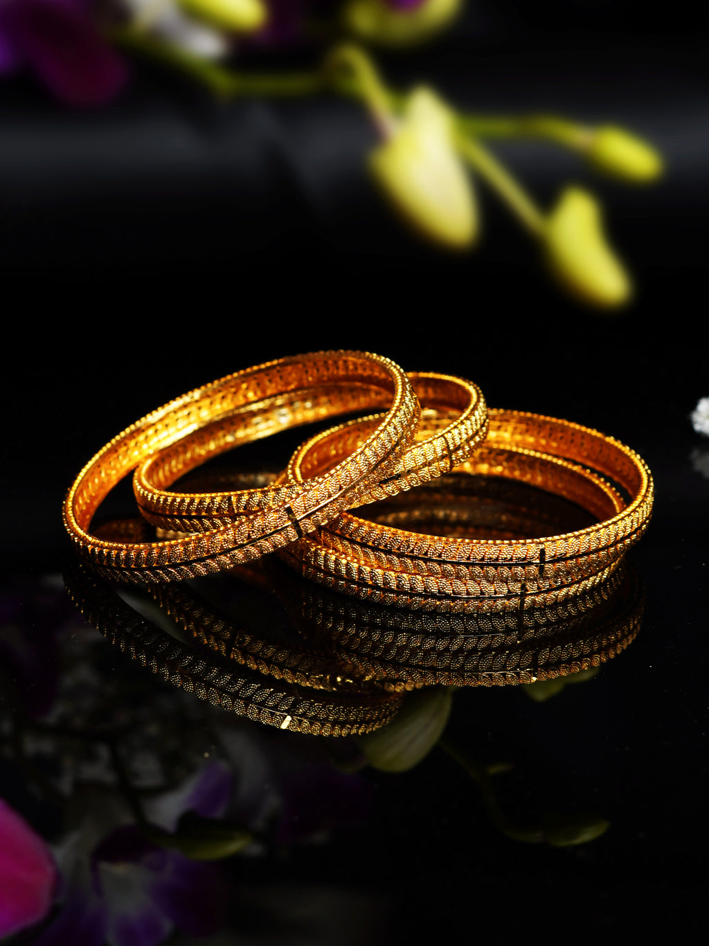 Leaf Pattern Textured Gold Bangle Set
