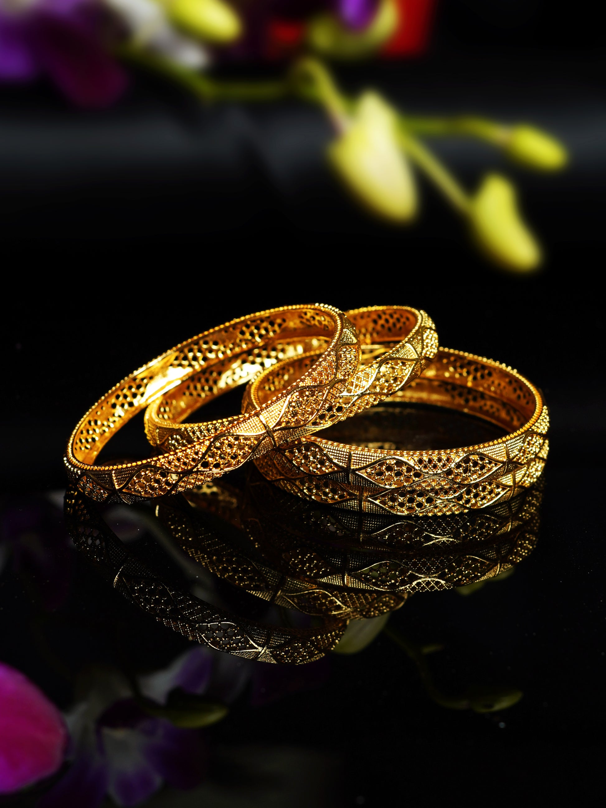 Diamond Jali Design Gold Bangle Set