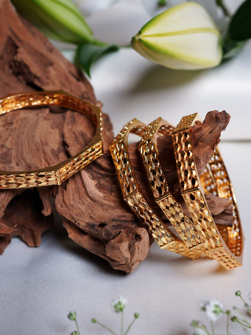 Diamond Jali Gold Bangle Set