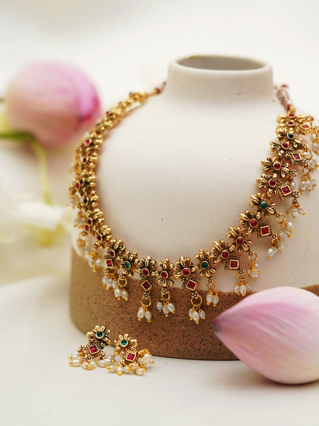 Floral Pearl Drop Antique Necklace Set