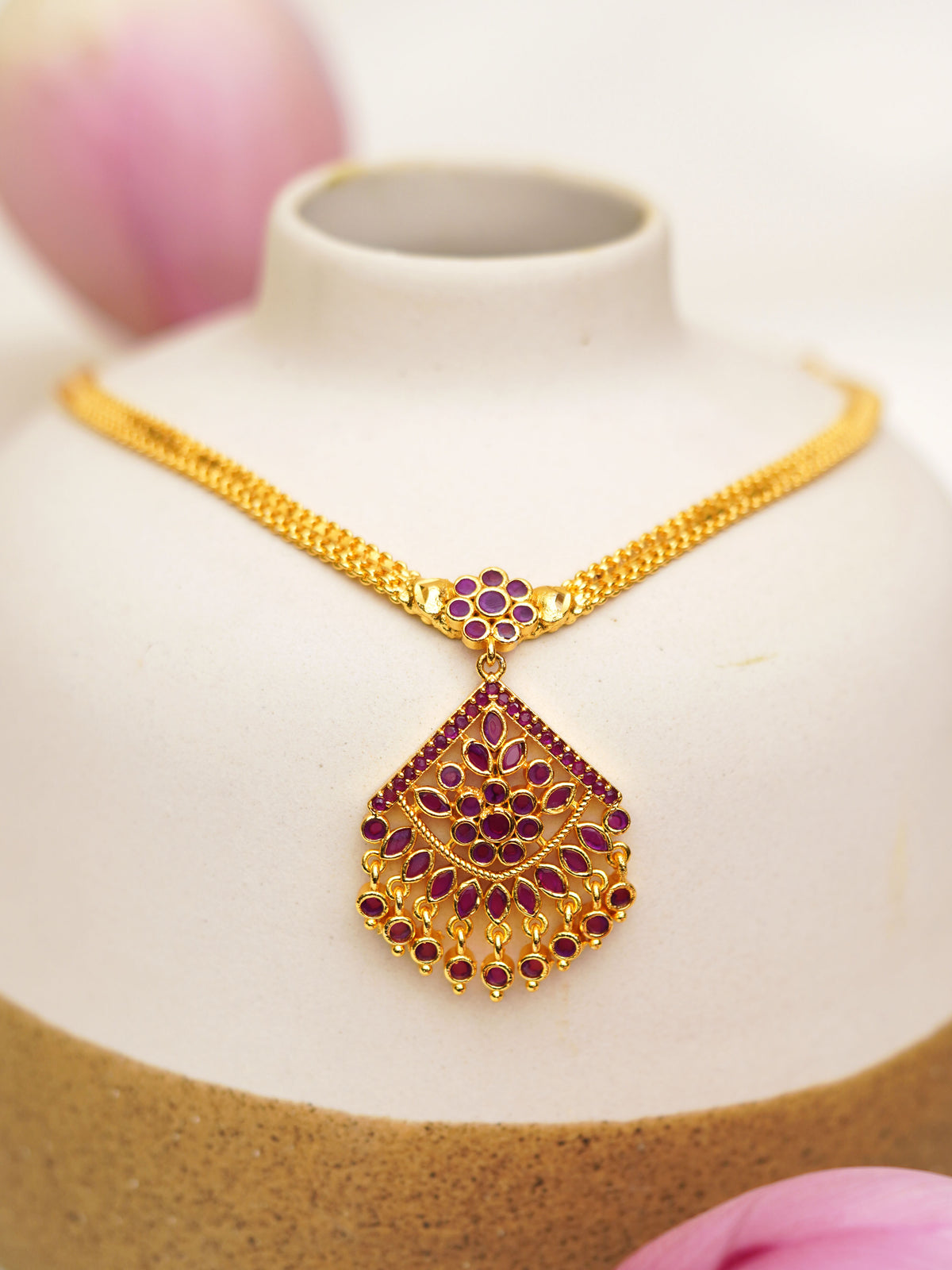 Majenta Filigree Fringe Pendant Necklace