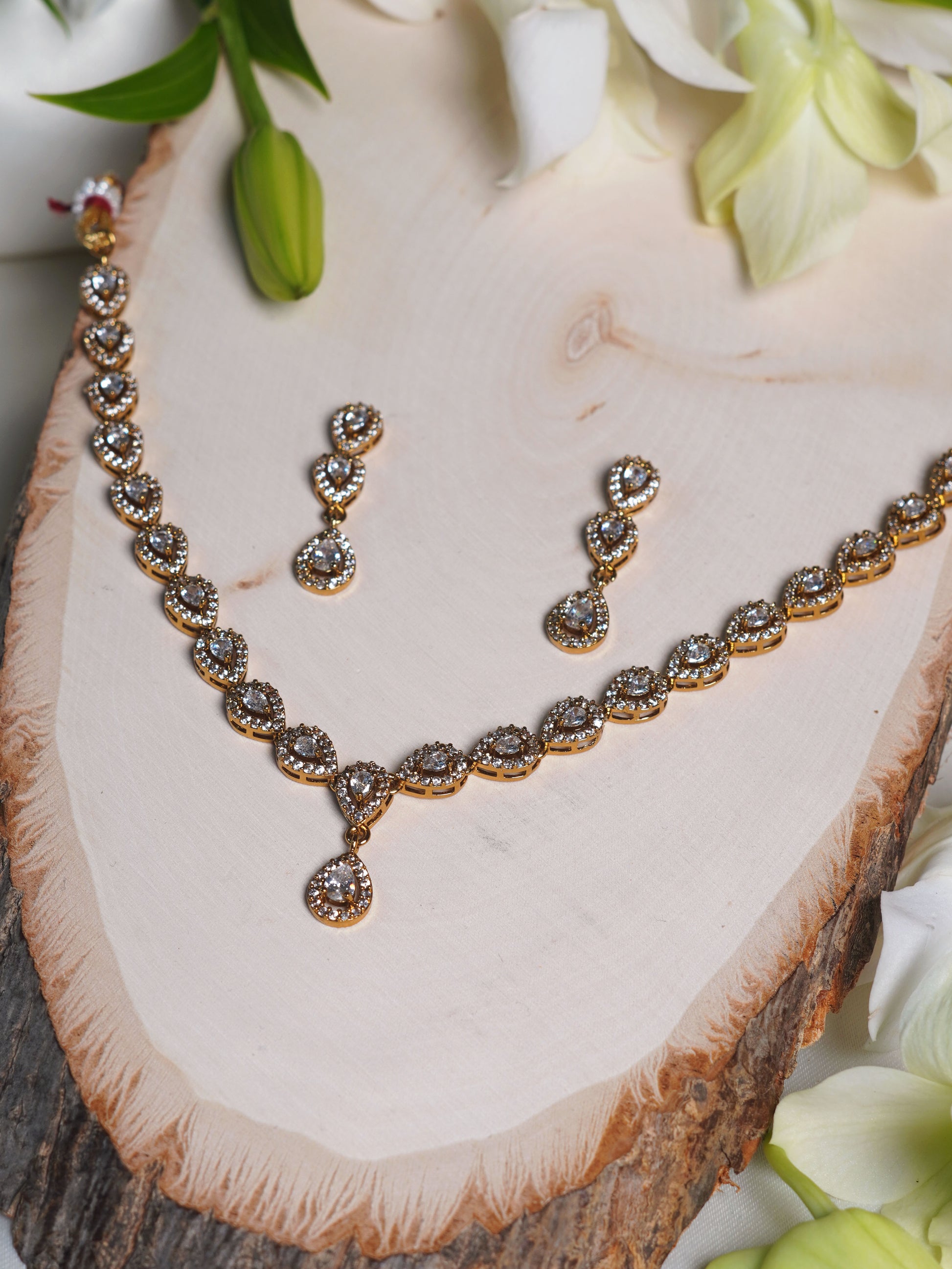 Ivory Teardrop Tennis Necklace Set