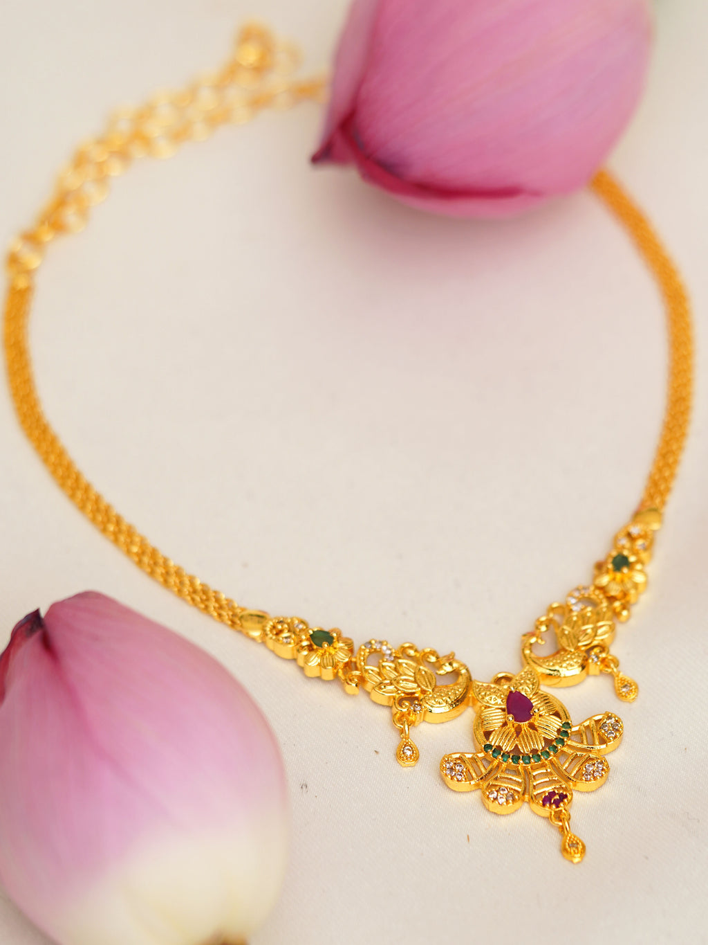 Peacock Bloom Green Accent Necklace