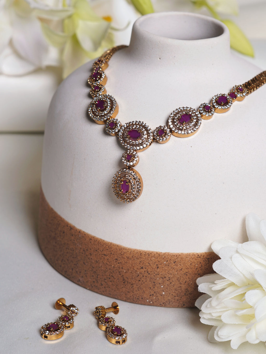 Blush Halo Crystal Necklace Set