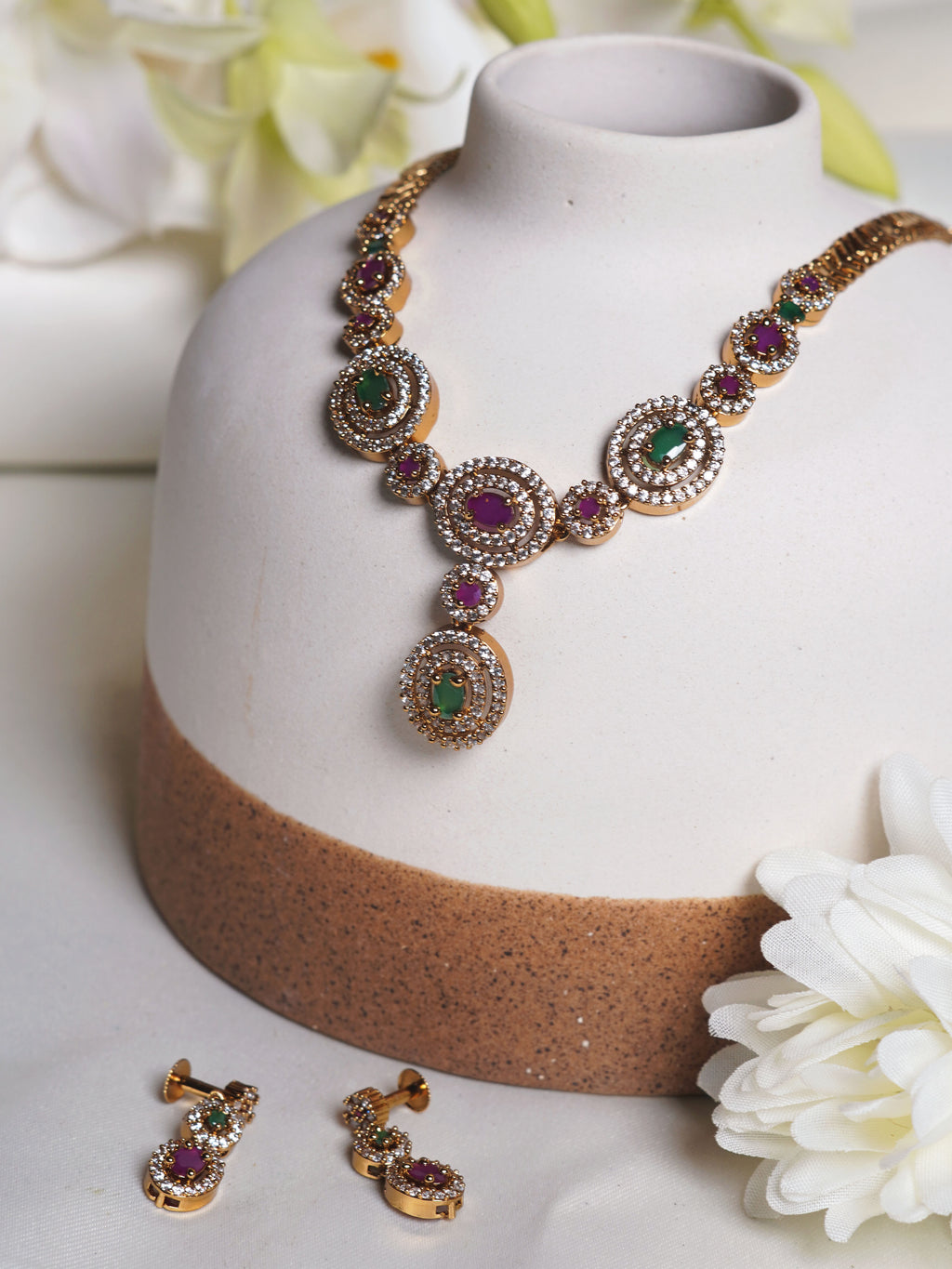 Pastel Halo Crystal Necklace Set