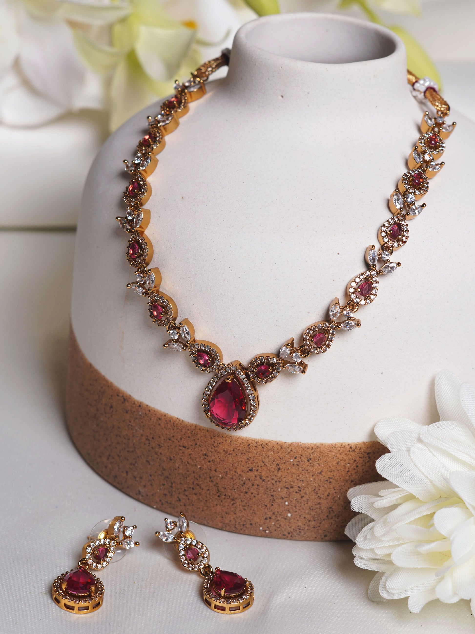 Crimson Teardrop Vine Necklace Set