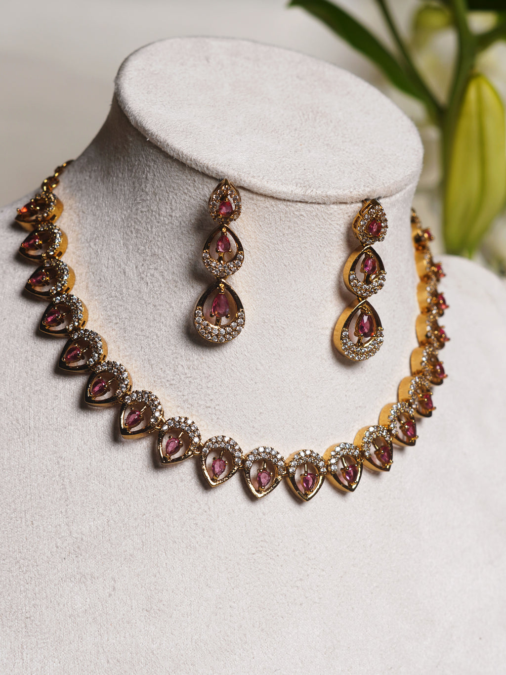 Blush Teardrop Crystal Necklace Set