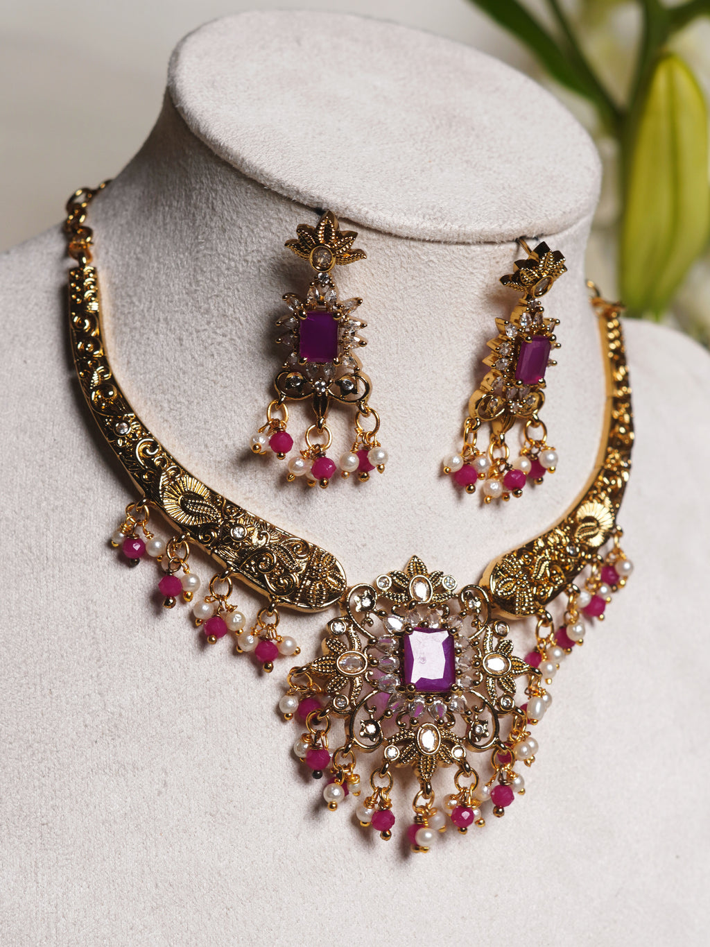 Crimson Heritage Kundan Necklace Set