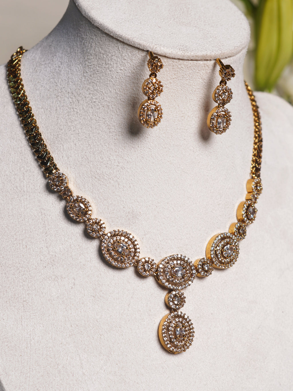 Celestial Halo Crystal Necklace Set