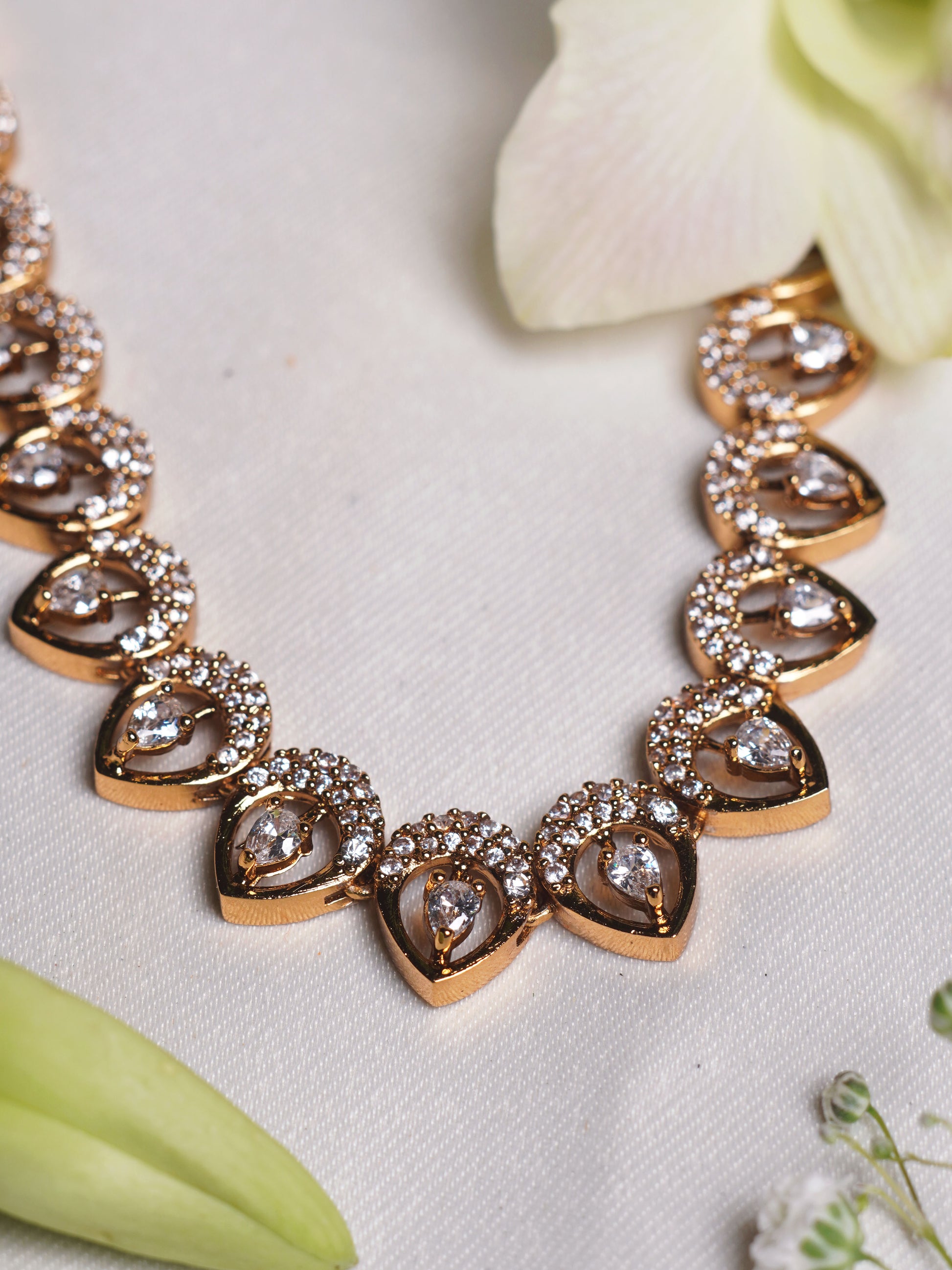 Ivory Teardrop Crystal Necklace Set