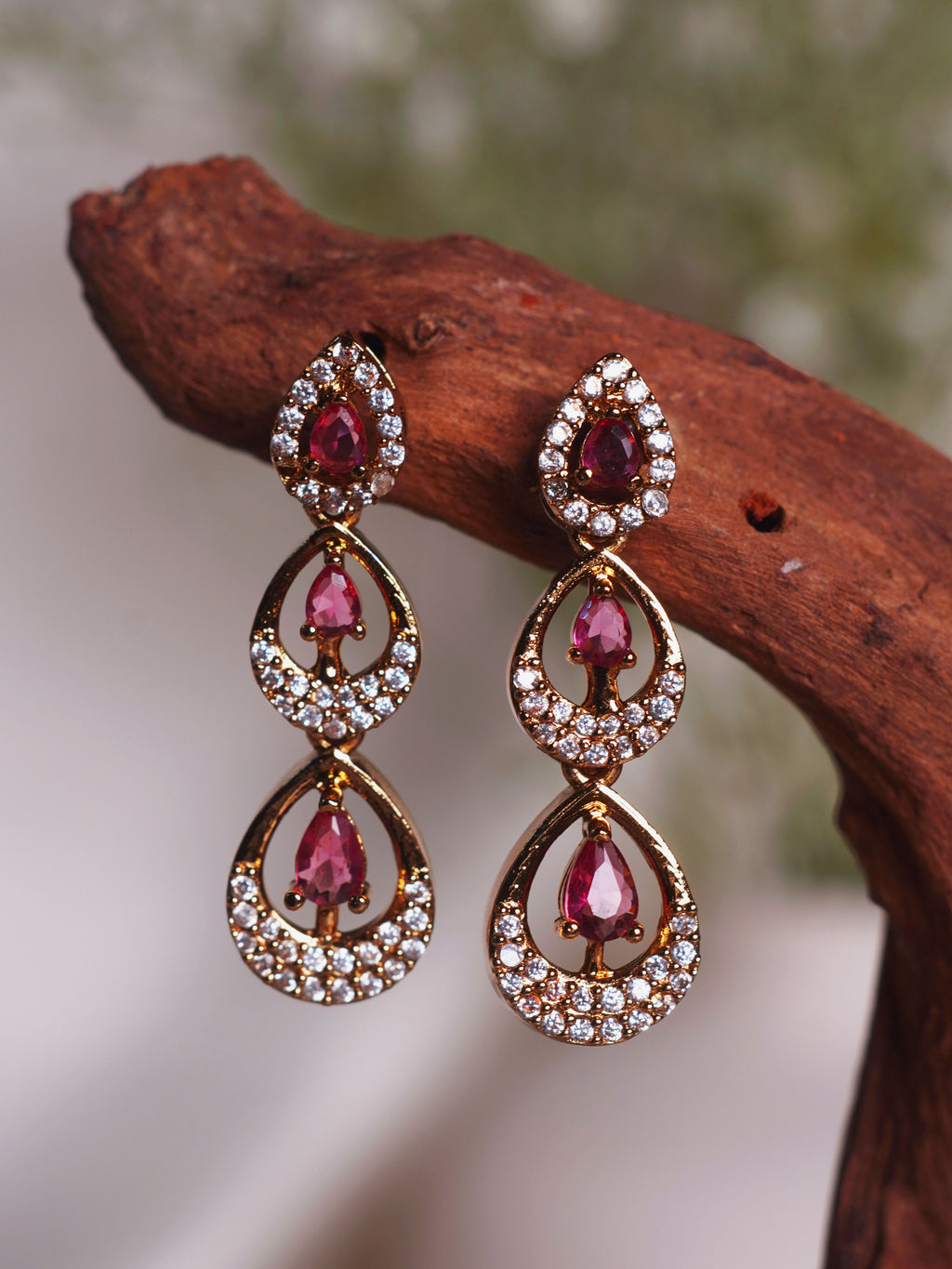 Blush Teardrop Crystal Necklace Set