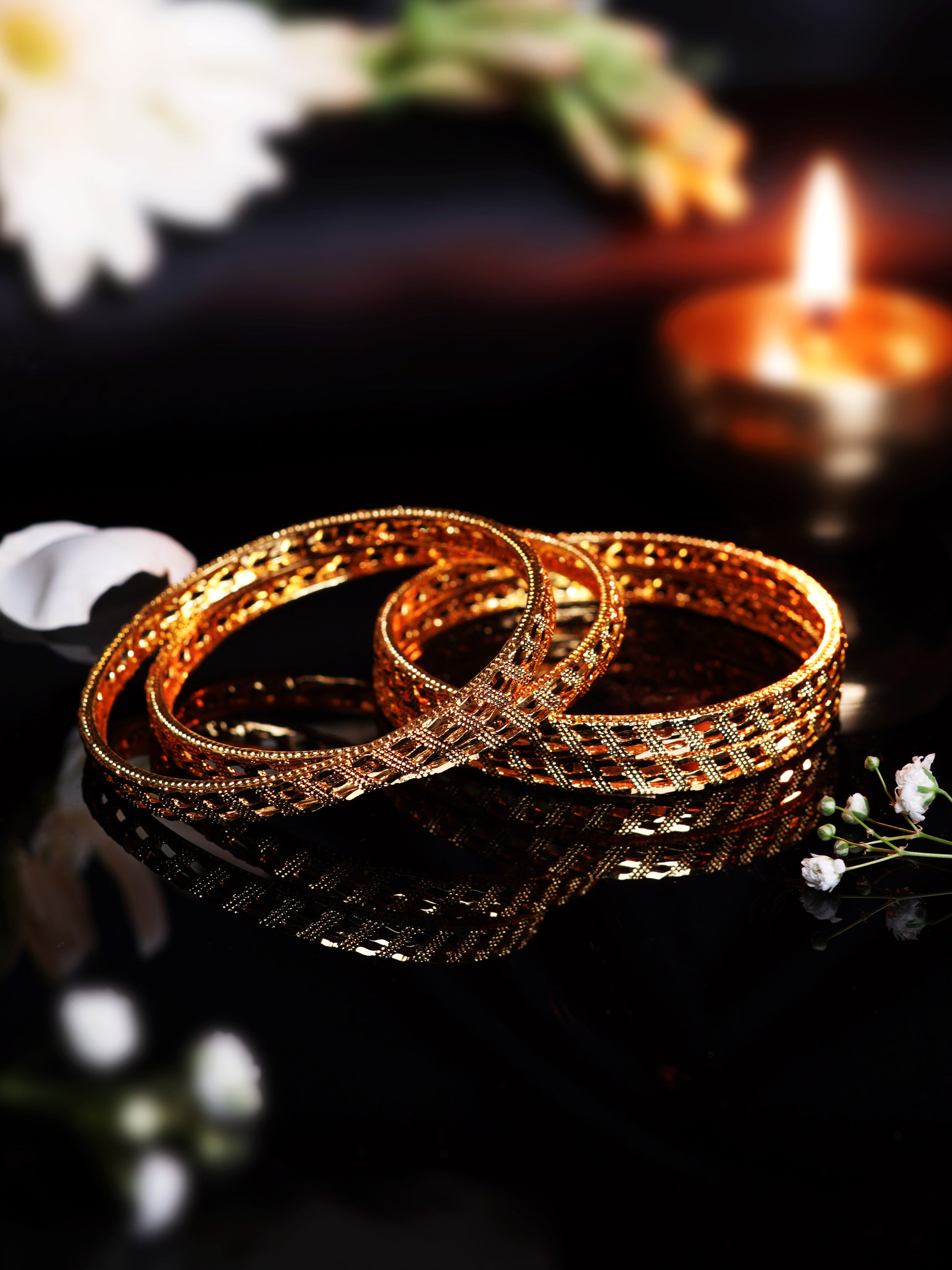 Geometric Jali Design Gold Bangle Set