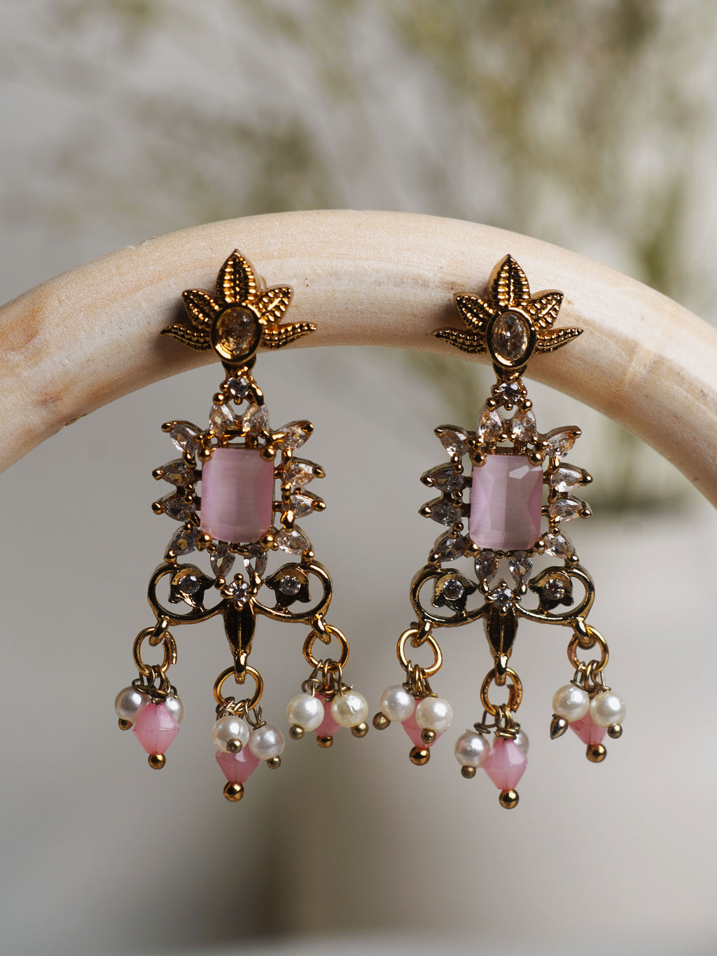 Blush Heritage Kundan Necklace Set