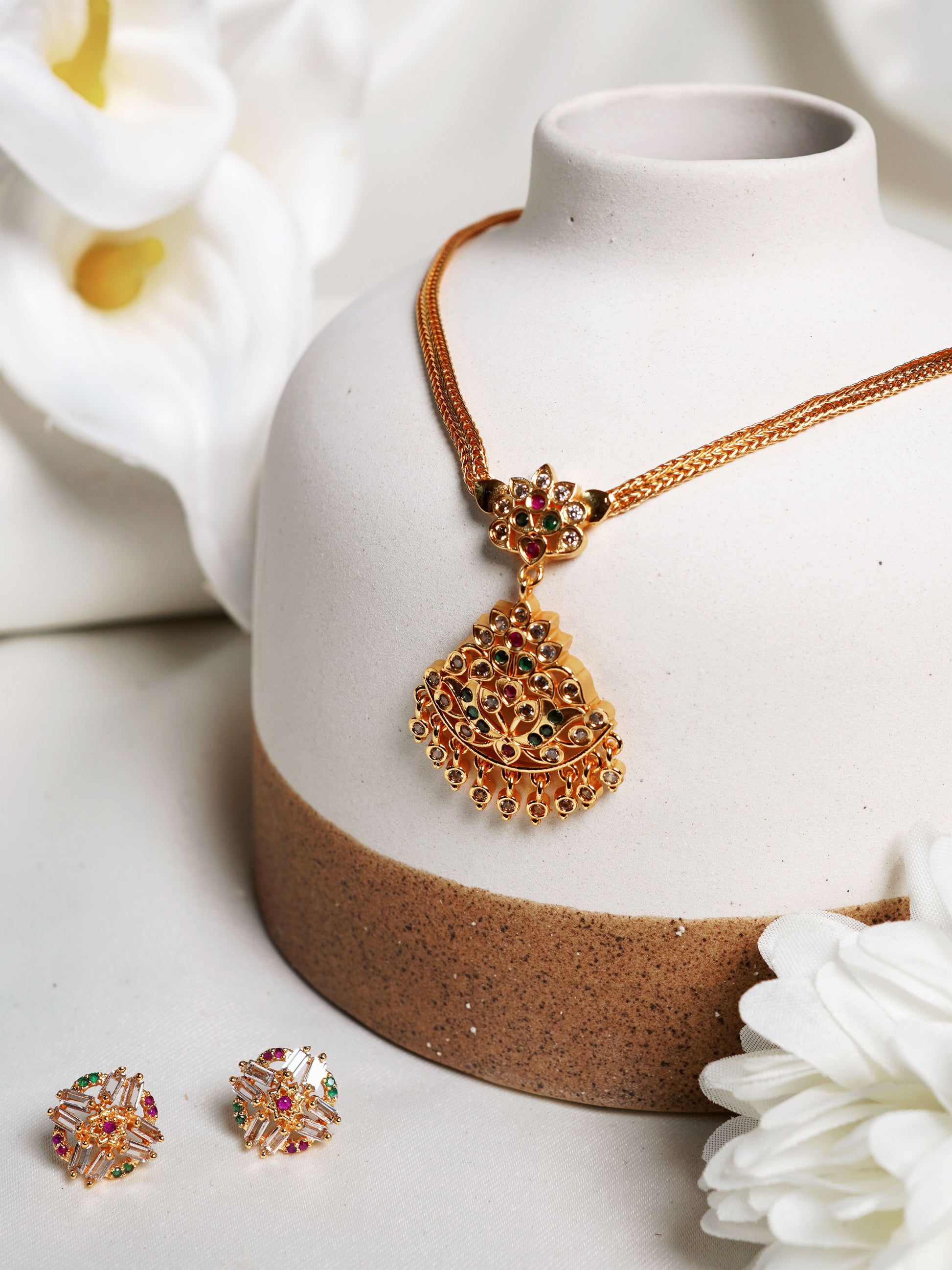 Pastel Bloom Kundan Fan Necklace Set
