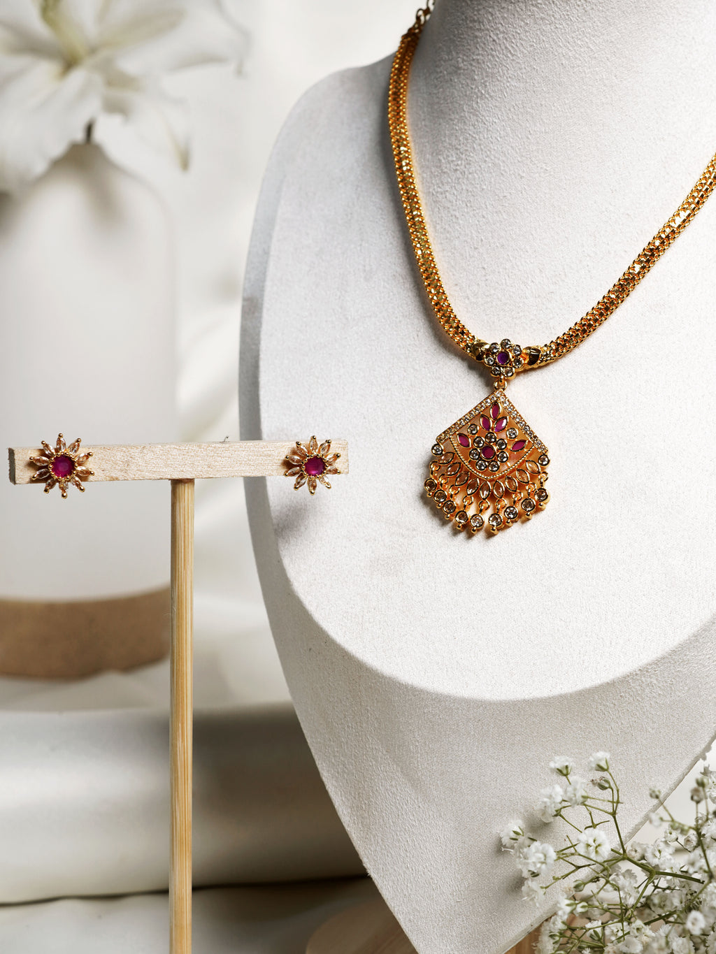 Blush Lotus Kundan Necklace Set