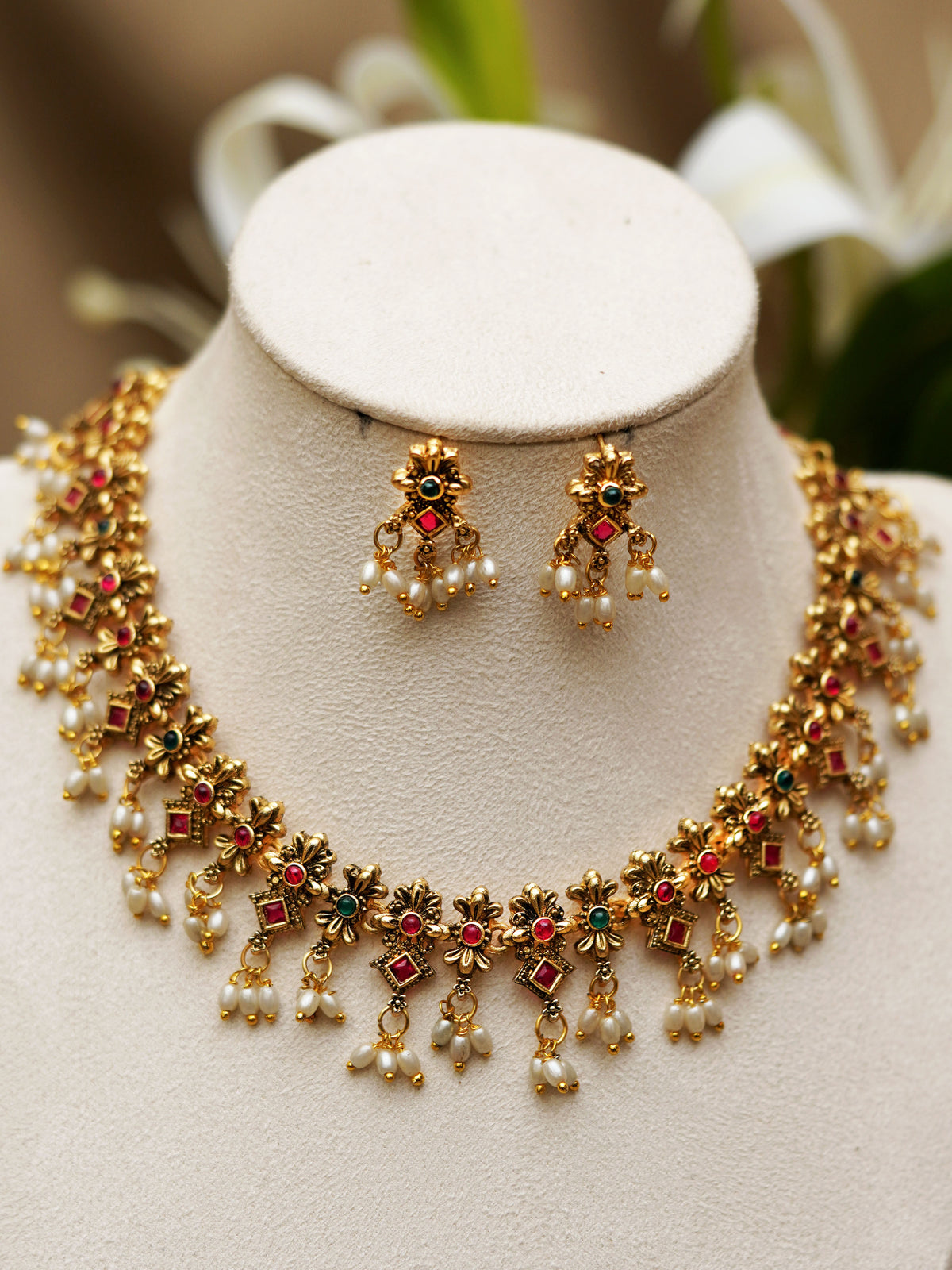 Floral Pearl Drop Antique Necklace Set