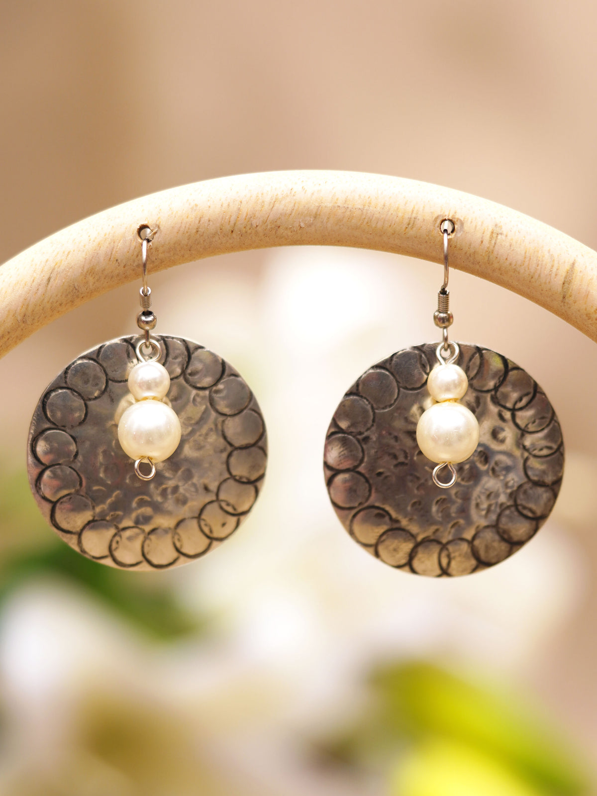Ivory Pearl Textured Disc Earrings