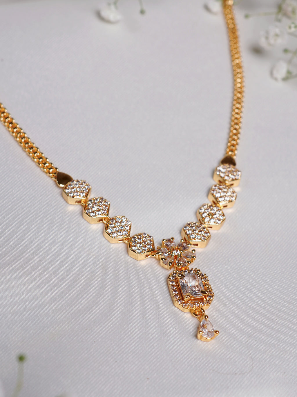 Ivory Bloom Crystal Pendant Necklace Set