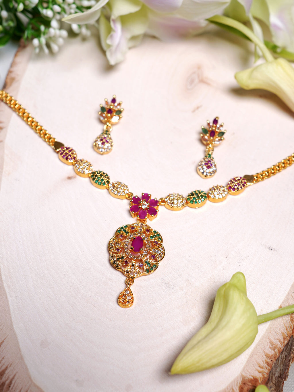 Royal Bloom Kundan Medallion Necklace Set
