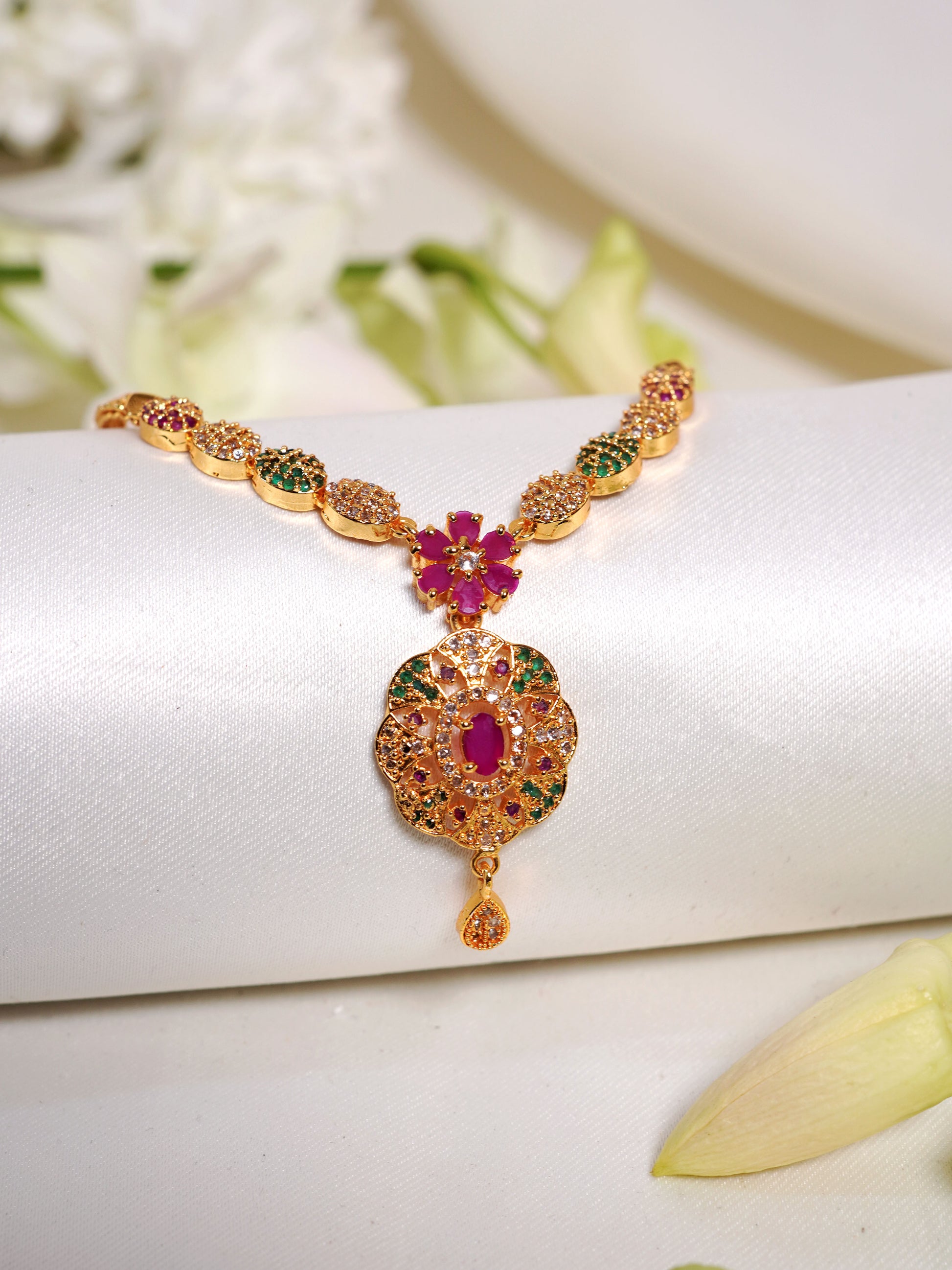 Royal Bloom Kundan Medallion Necklace Set