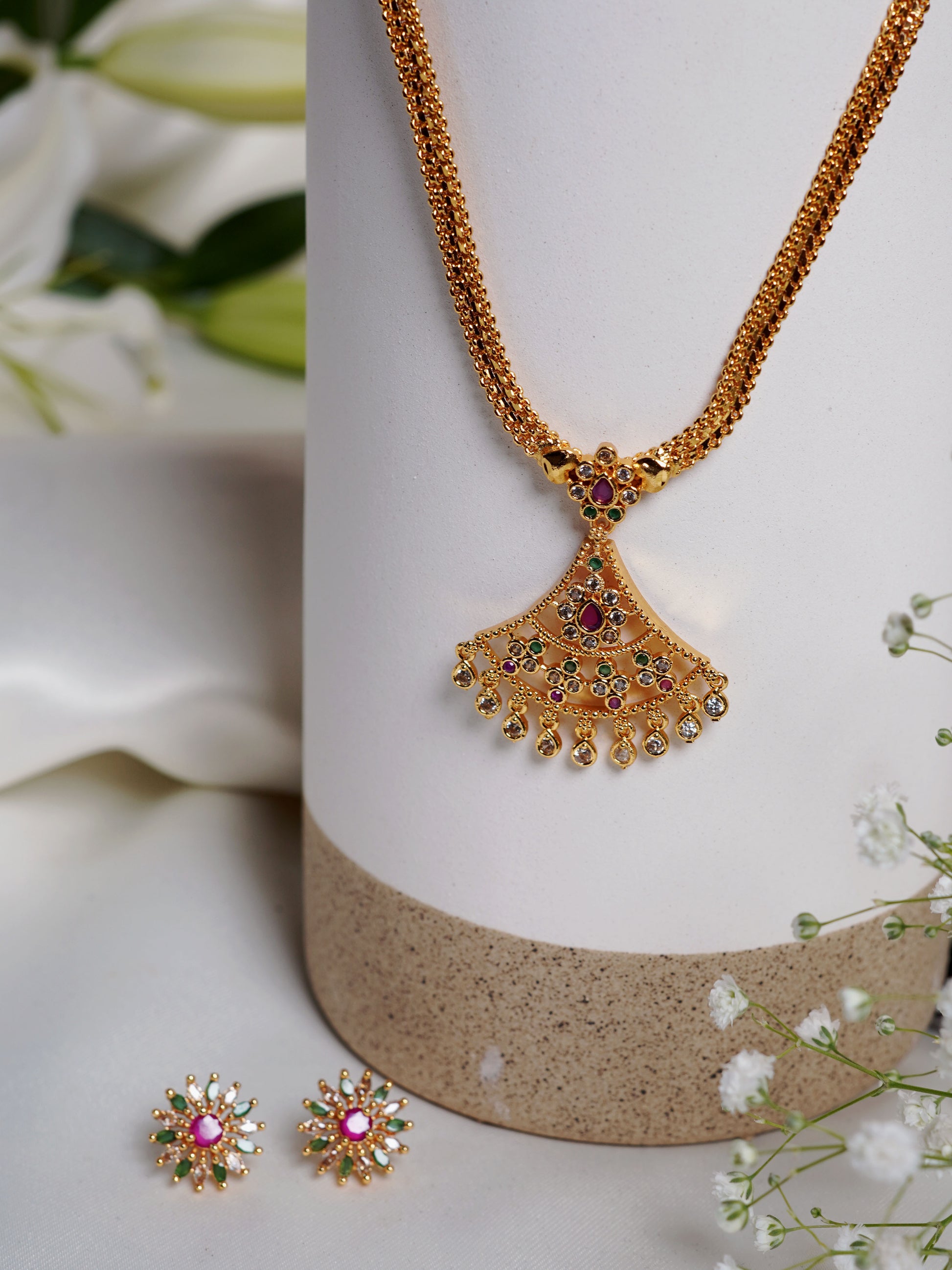 Rangoli Arc Kundan Drop Necklace Set