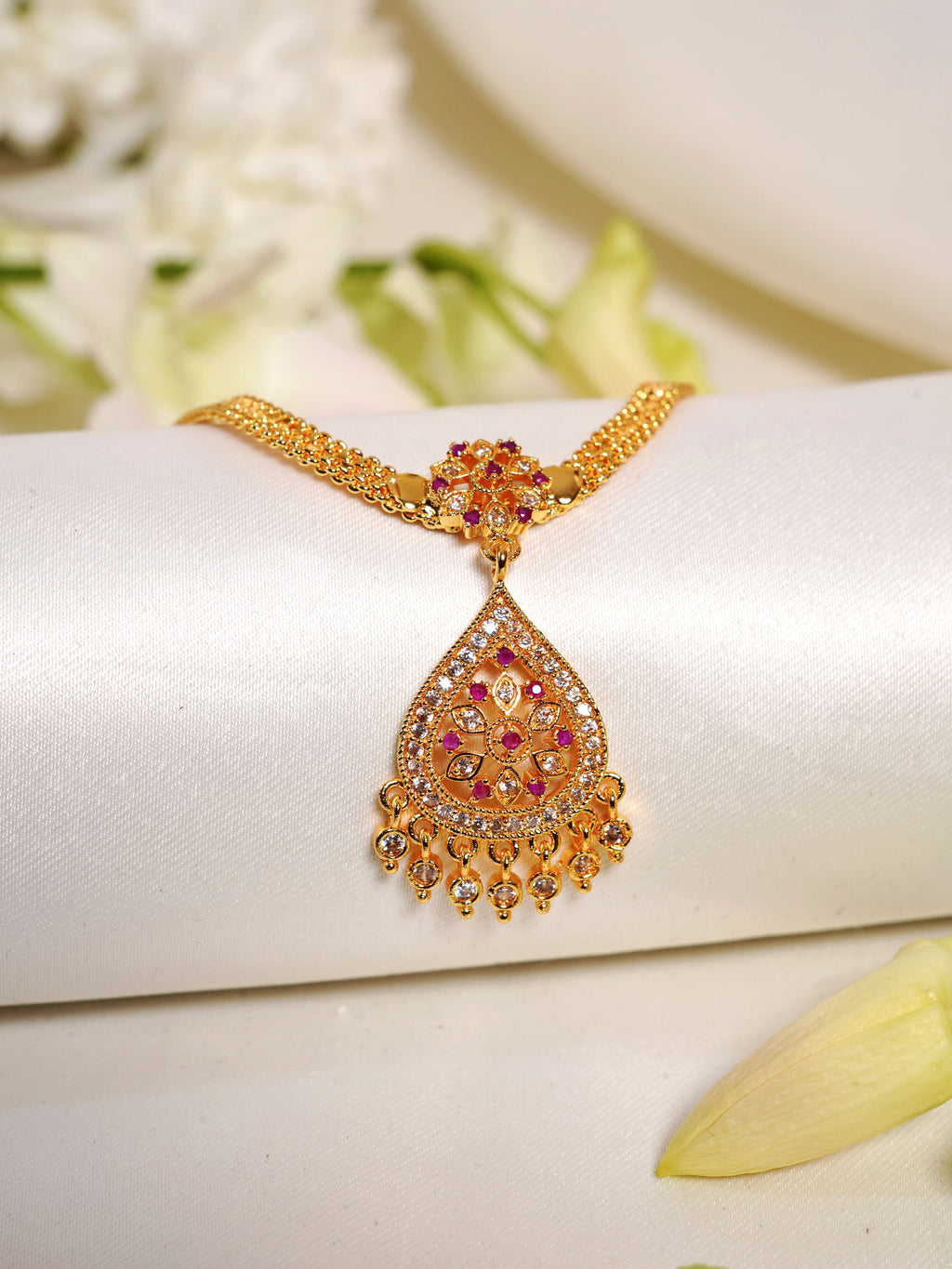 Crimson Teardrop Floral Pendant Necklace Set