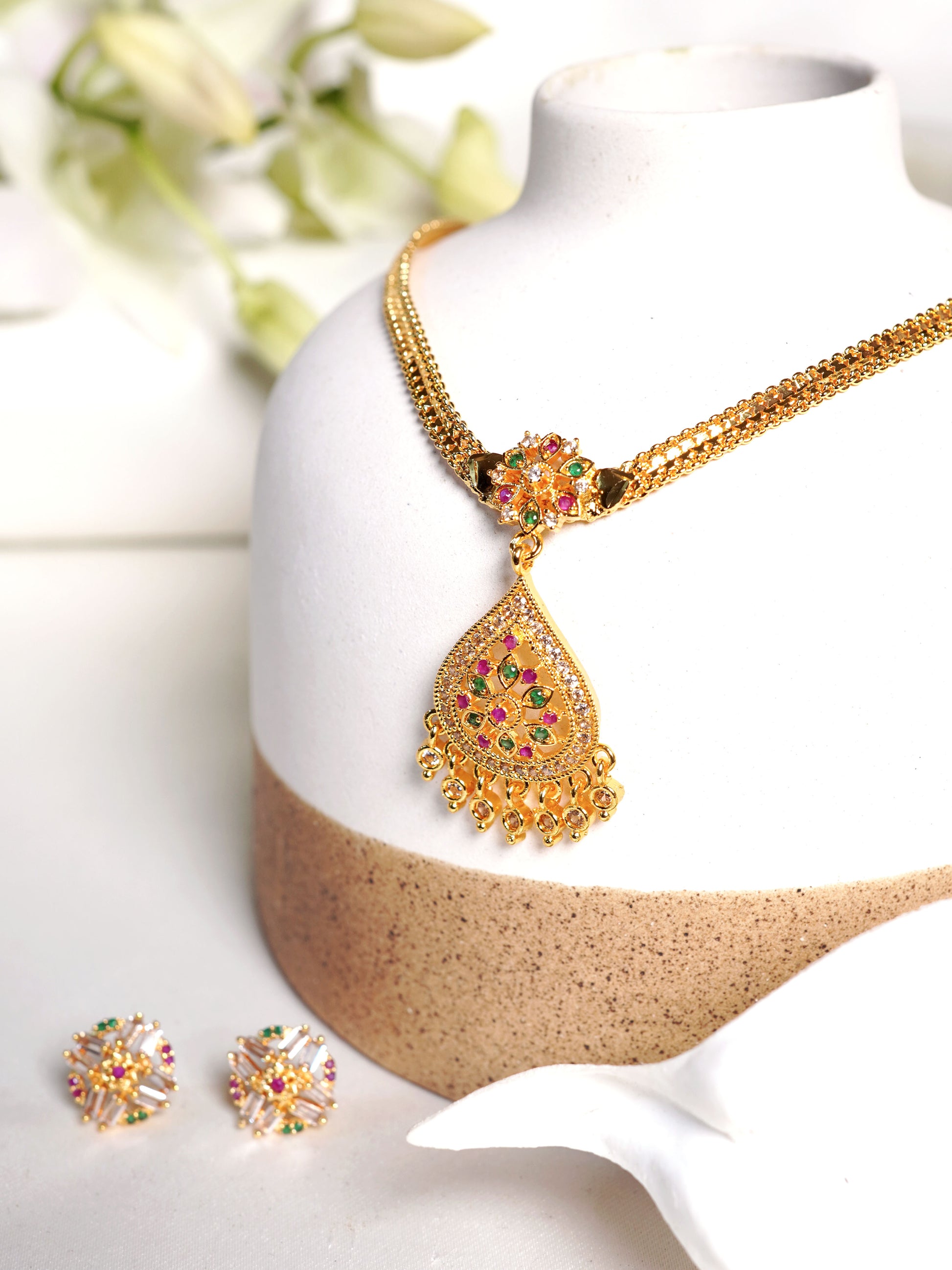 Multicolor Teardrop Floral Pendant Necklace Set