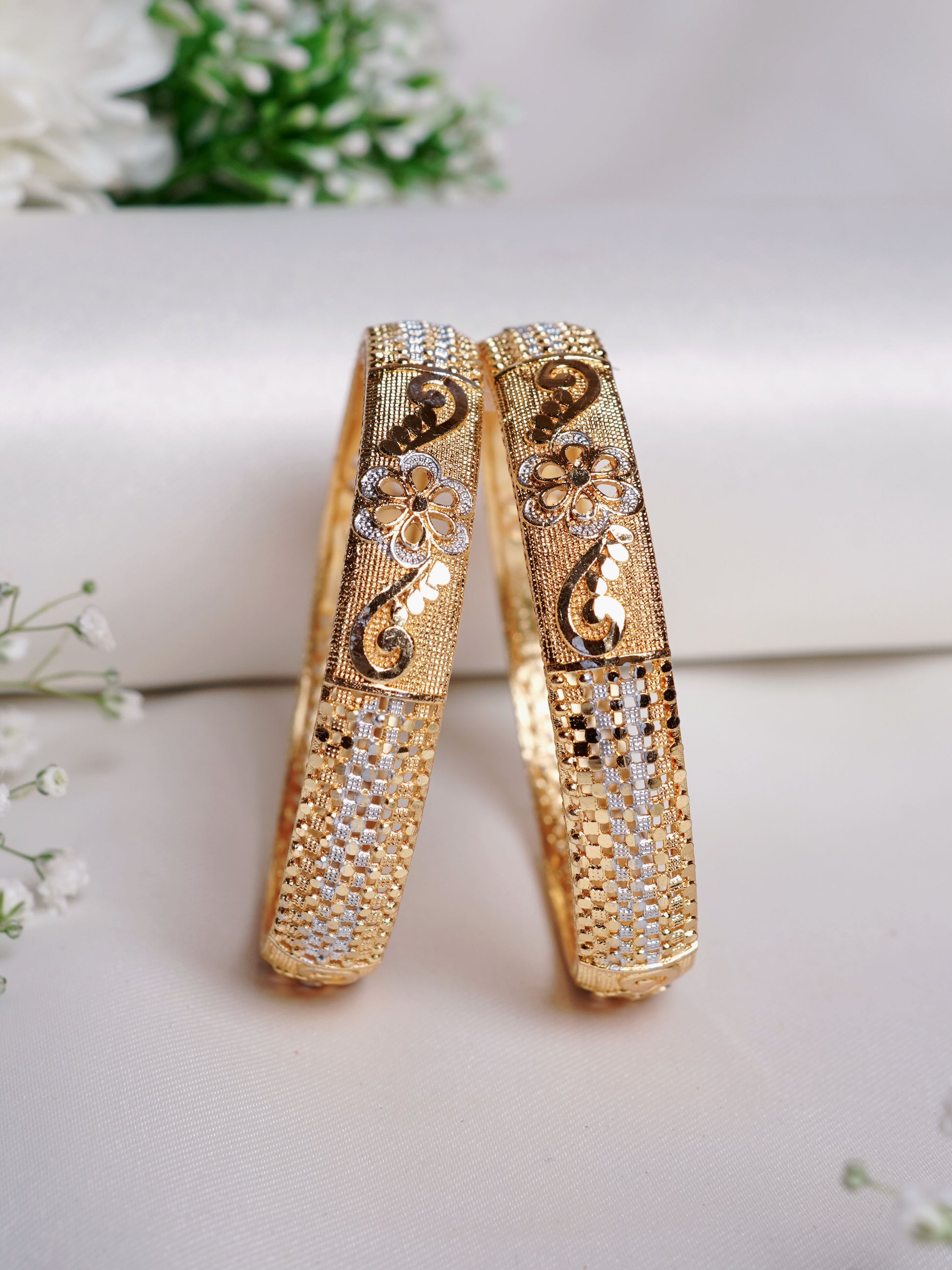 Dual Tone Floral Mesh Gold Bangle Set