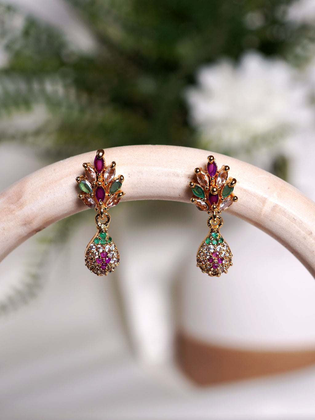 Royal Bloom Kundan Medallion Necklace Set