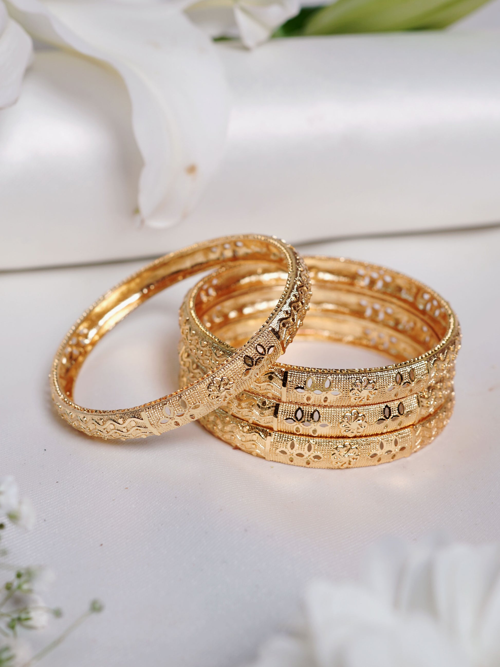 Floral Wave Design Gold Bangle Set