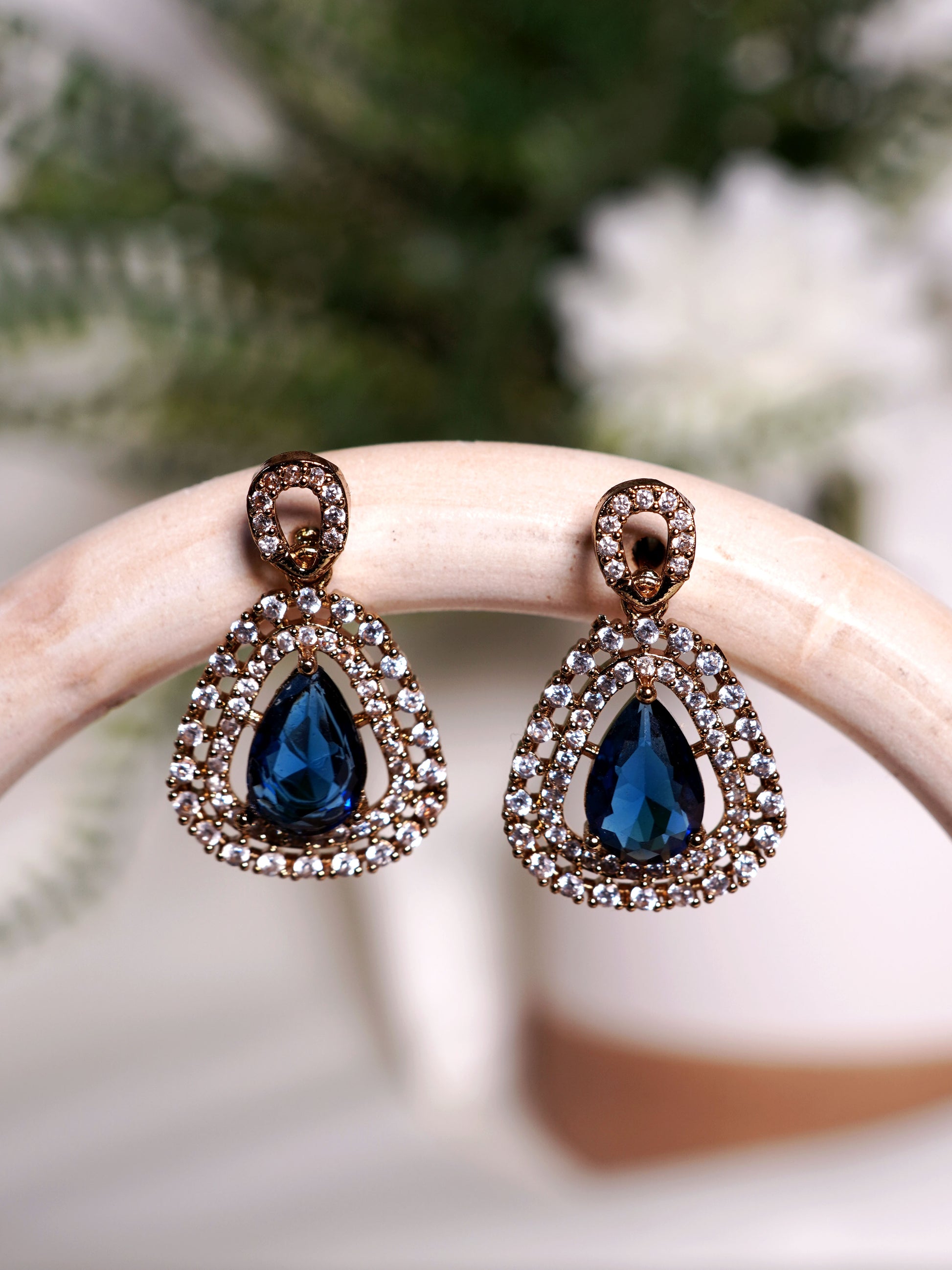 Midnight Blue Teardrop Halo Necklace Set