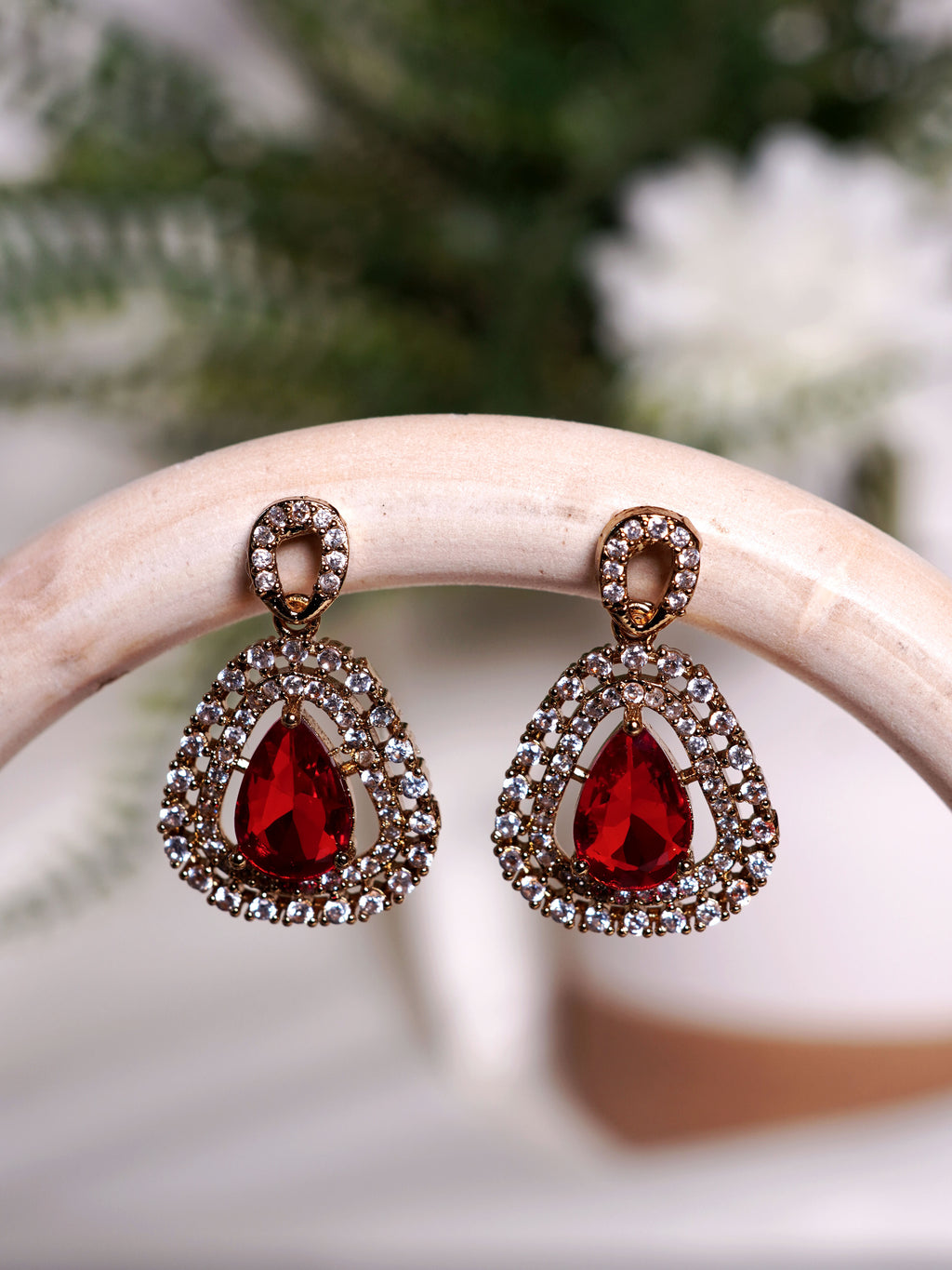 Crimson Teardrop Halo Necklace Set