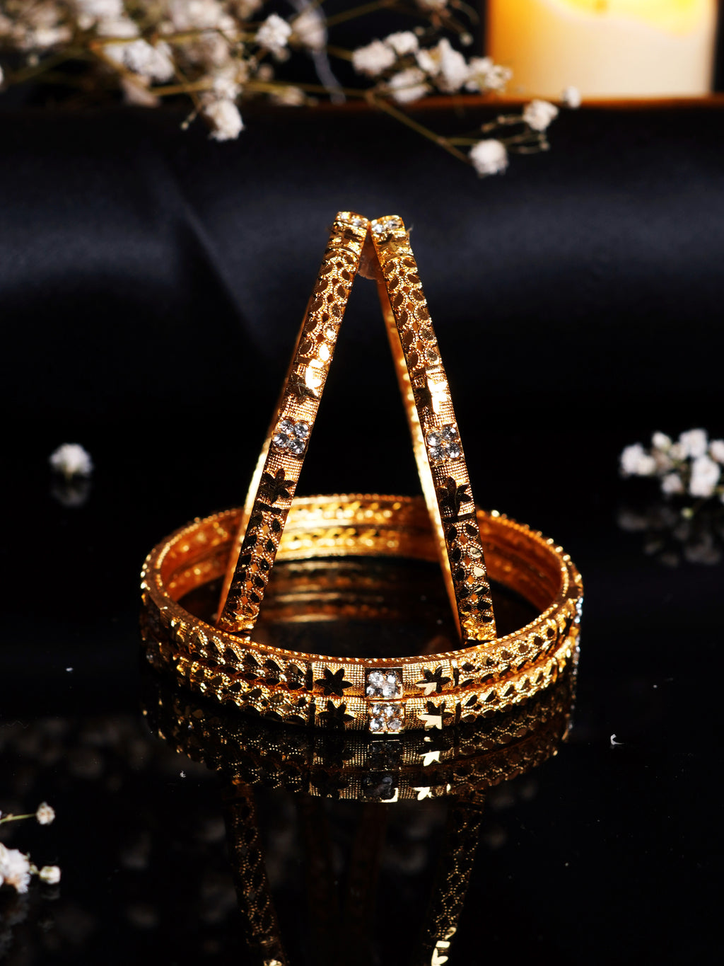 Dual Tone Buti Design Bangle Set