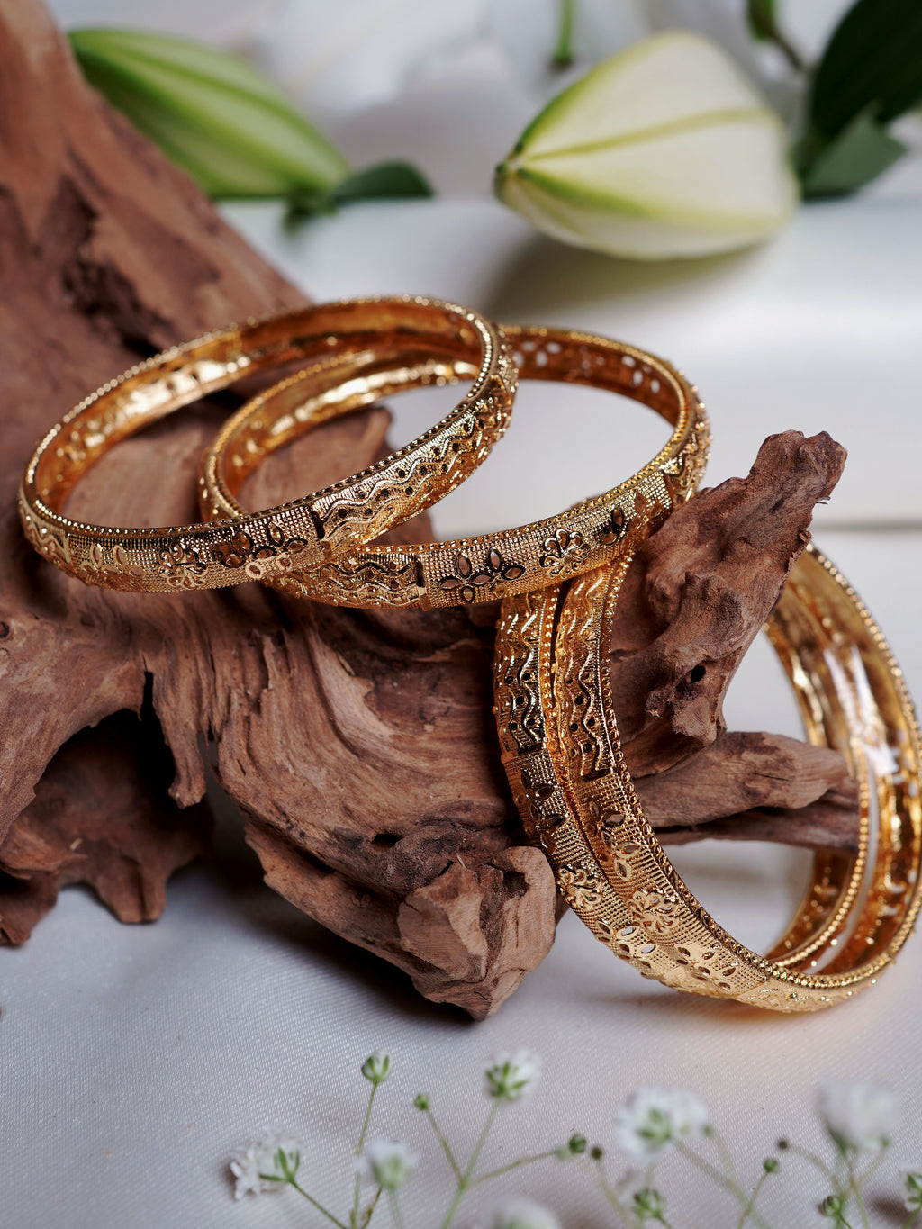 Floral Wave Design Gold Bangle Set