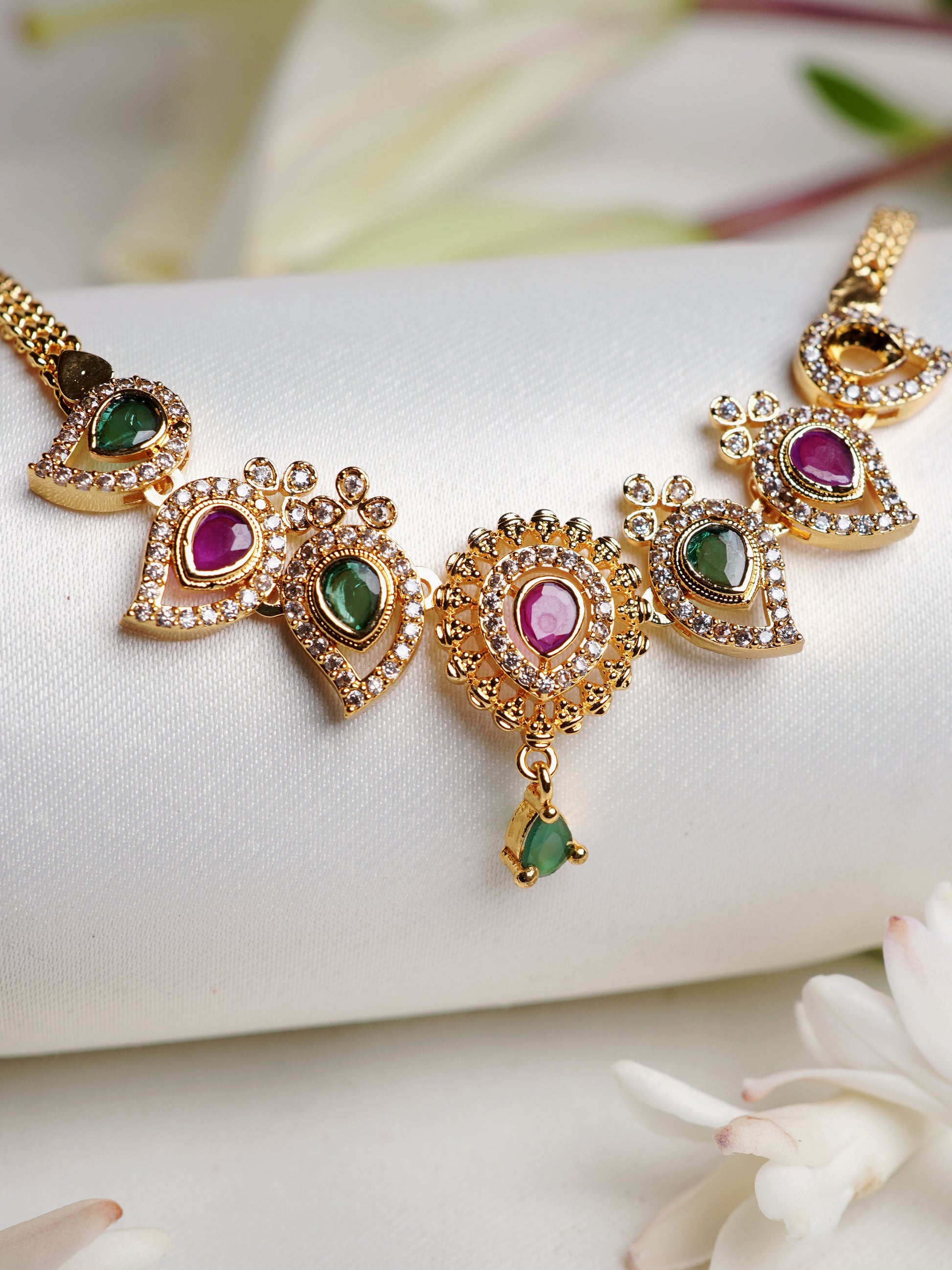 Royal Rangoli Kundan Necklace Set