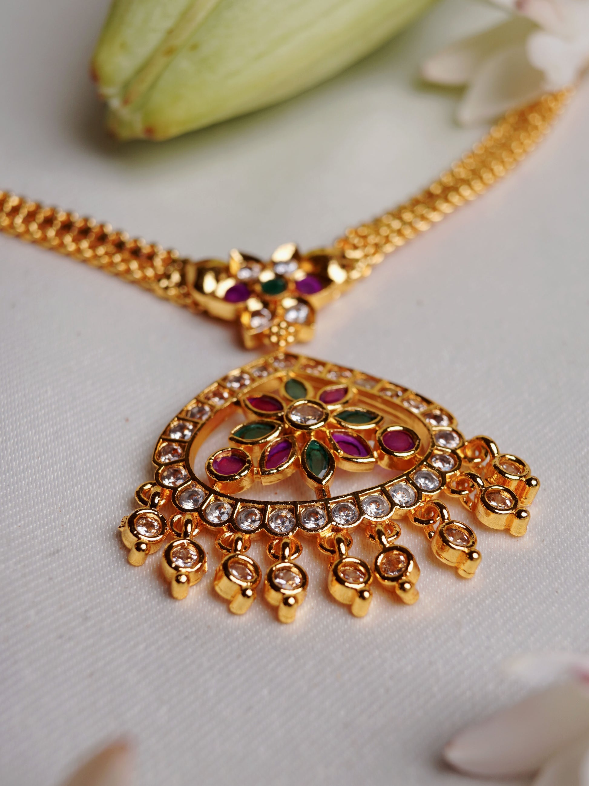 Rangoli Lotus Kundan Jhumka Necklace Set