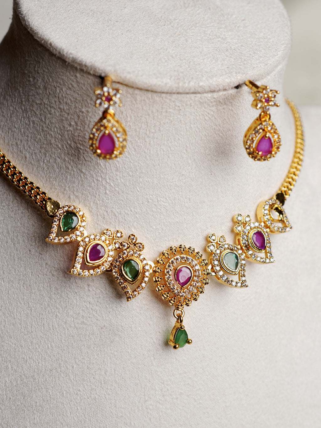 Royal Rangoli Kundan Necklace Set