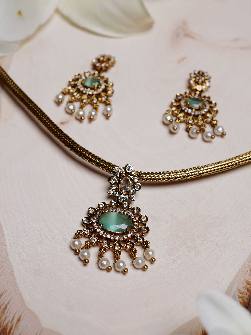 Mint Royale Pearl Drop Necklace Set