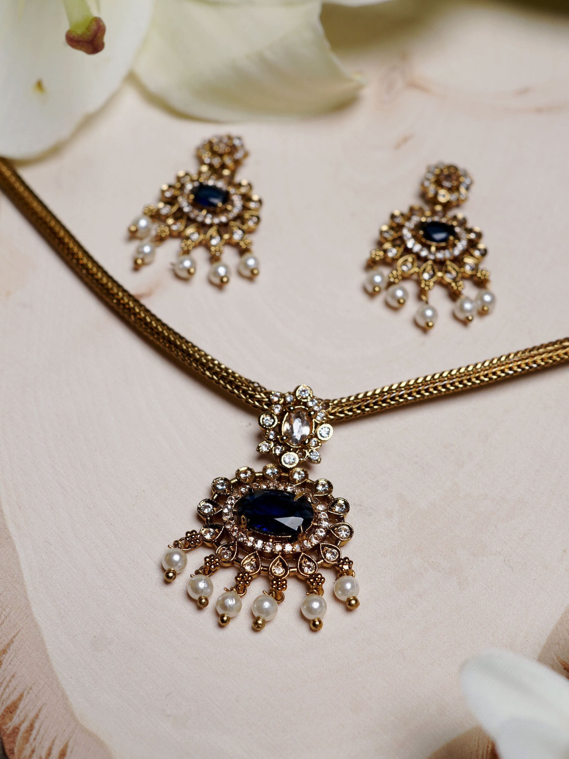 Midnight Royale Pearl Drop Necklace Set