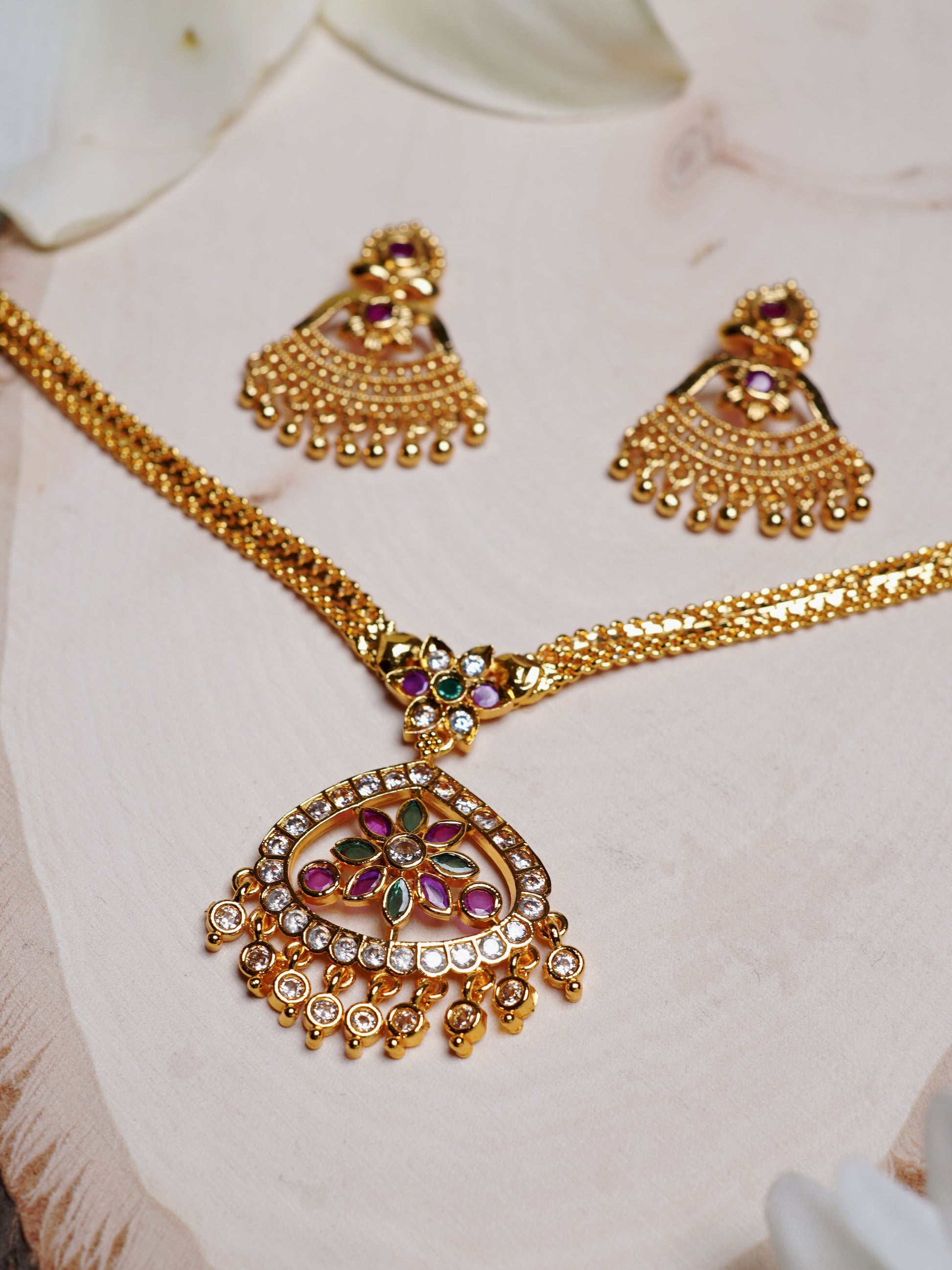 Rangoli Lotus Kundan Jhumka Necklace Set