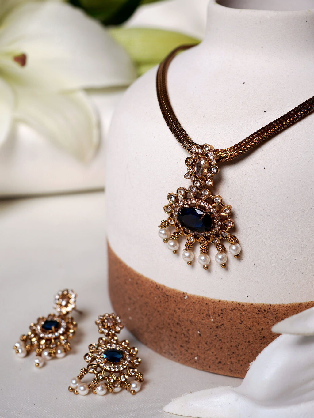 Midnight Royale Pearl Drop Necklace Set