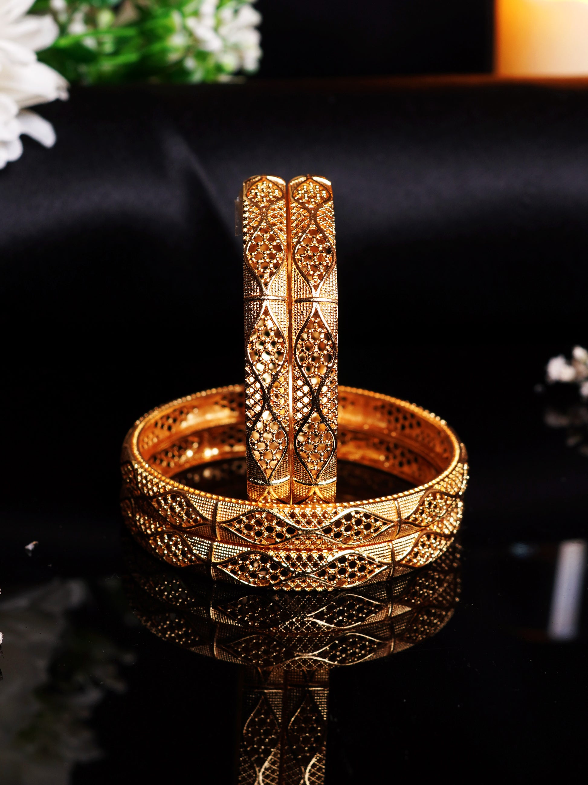 Diamond Jali Design Gold Bangle Set
