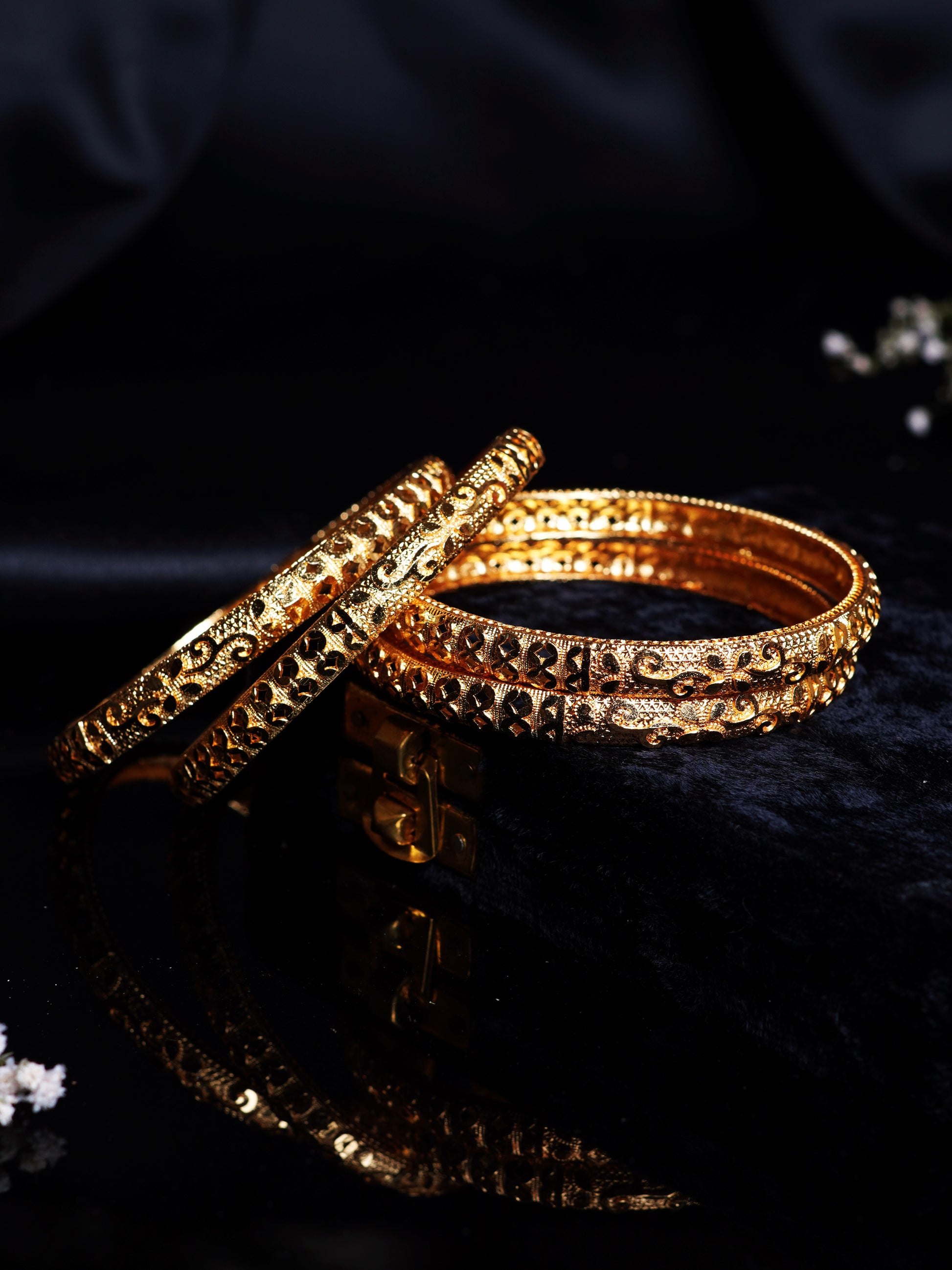 Floral Geometric Cutwork Bangle Set