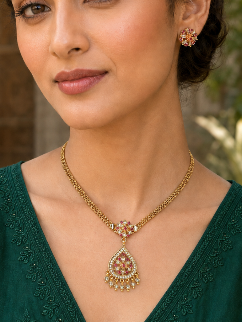 Crimson Teardrop Floral Pendant Necklace Set