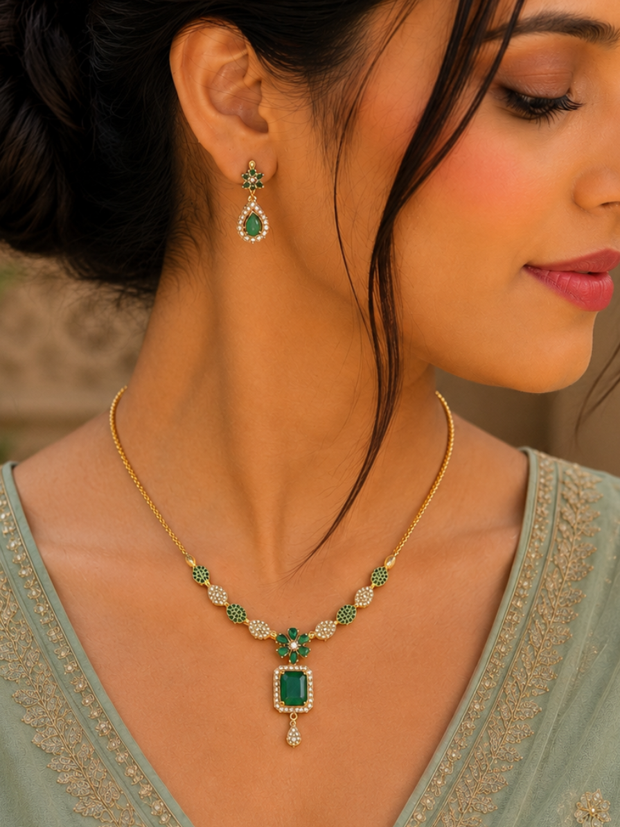 Emerald Bloom Crystal Pendant Necklace Set